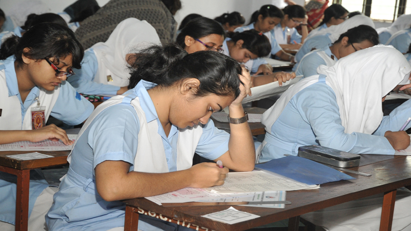 HSC examinees, guardians 
vent frustration 
