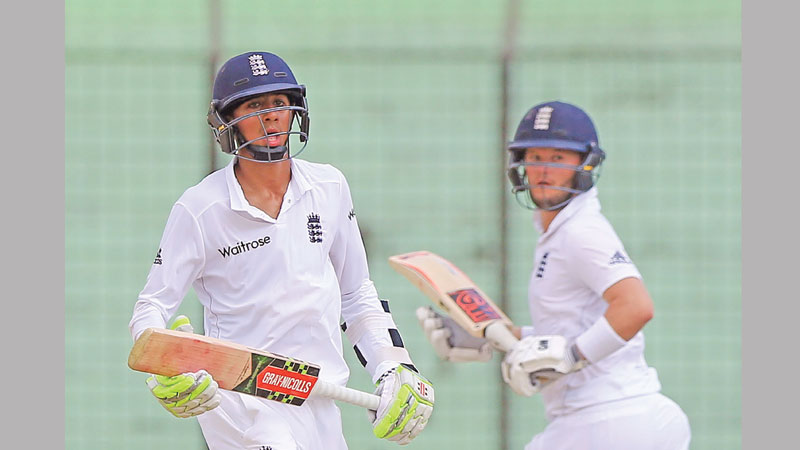 Duckett, Hameed shine in drawn match