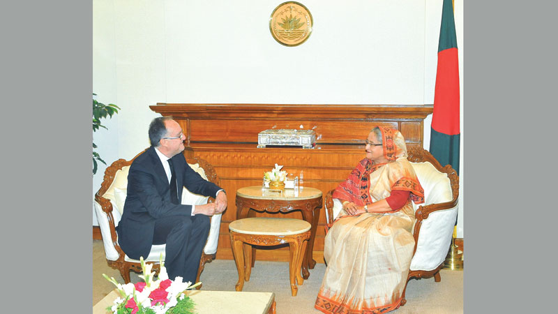 Prime Minister seeks Spanish investment in economic zones