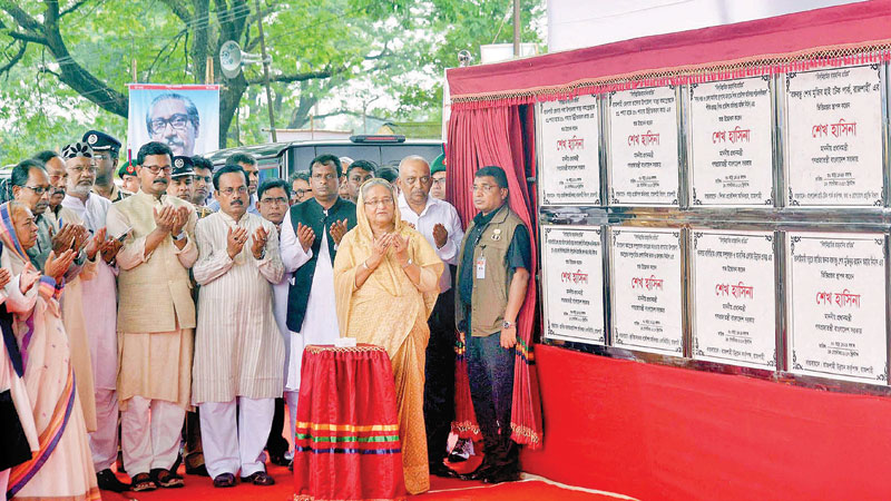 PM opens 22 projects in Rajshahi