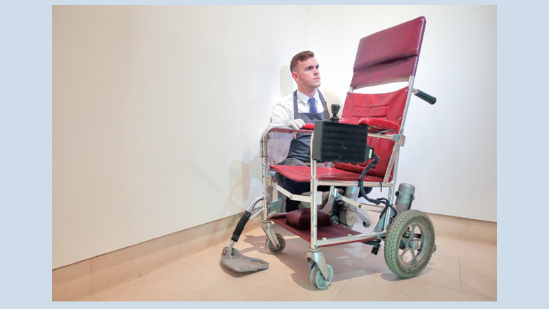 Hawking auction raises astronomical sum
