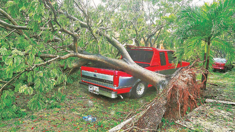 Fierce Hurricane Irma slams into Florida Keys