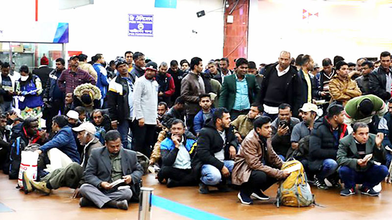IOM helps 148 Bangladeshis return from Libya