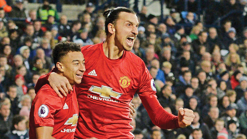 Ibra brace sees Man
Utd close on top four