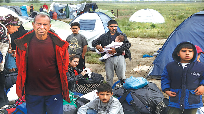 Greece starts evacuating squalid Idomeni migrant camp