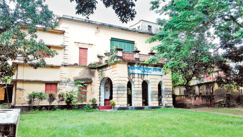 130-year-old Rajshahi library bldg awaits demolition 