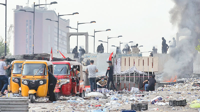 Iraq students join protests as pressure on govt swells
