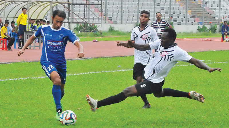 Russel escape with narrow win