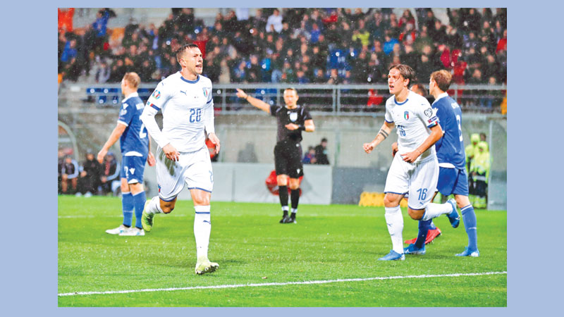 Italy win eight out of eight