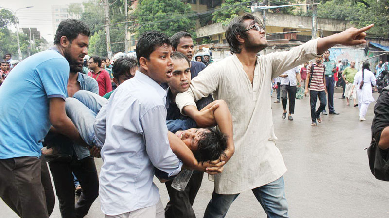 JnU protesters come under attack by ‘BCL activists’