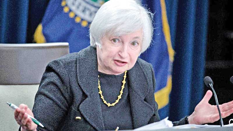 Asian traders retreat after 
Wall St losses on Fed decision