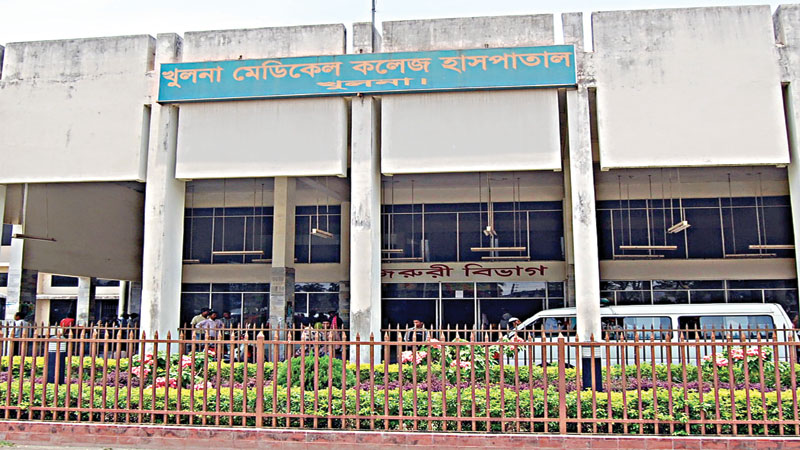 Patients suffering for doctors 
strike in Khulna