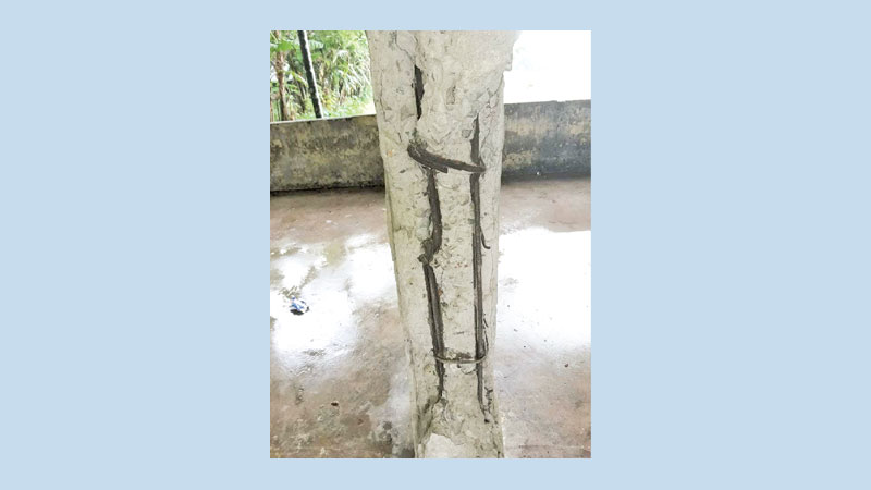 Kalapara students attend classes in risky buildings
