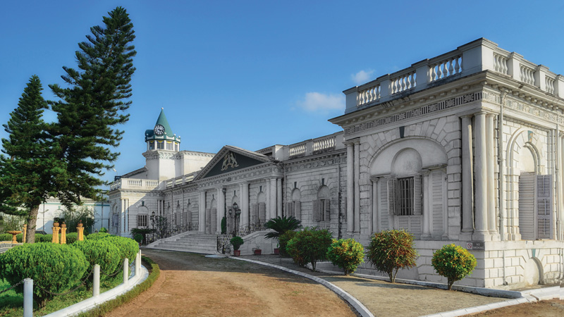 Kasim Bazar kuthi revisited 