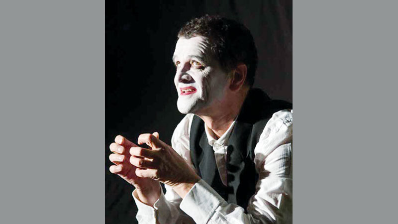 T�te-�-t�te with Laurent Decol
