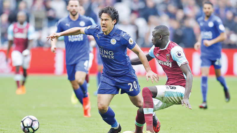 Cahill steals match winning goal for Chelsea