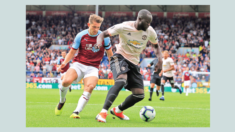 Lukaku double relieves pressure on Mourinho