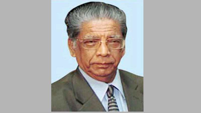 Ex-information minister Shamsul Islam dies