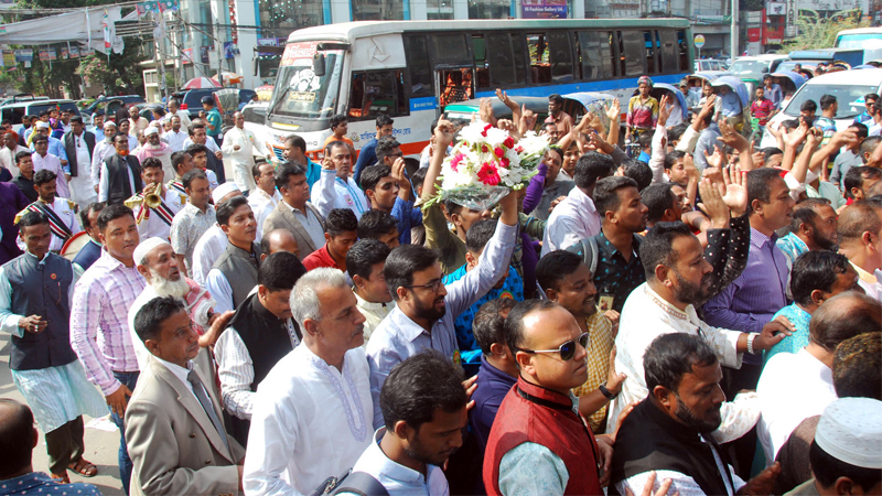Major parties bring Dhaka to a standstill