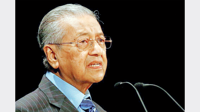 Malaysian PM heading to China with mega-projects in focus