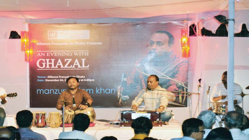 Manzurul mesmerises audience with ghazals