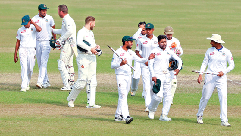 Masakadza showers praise on Zimbabwe players