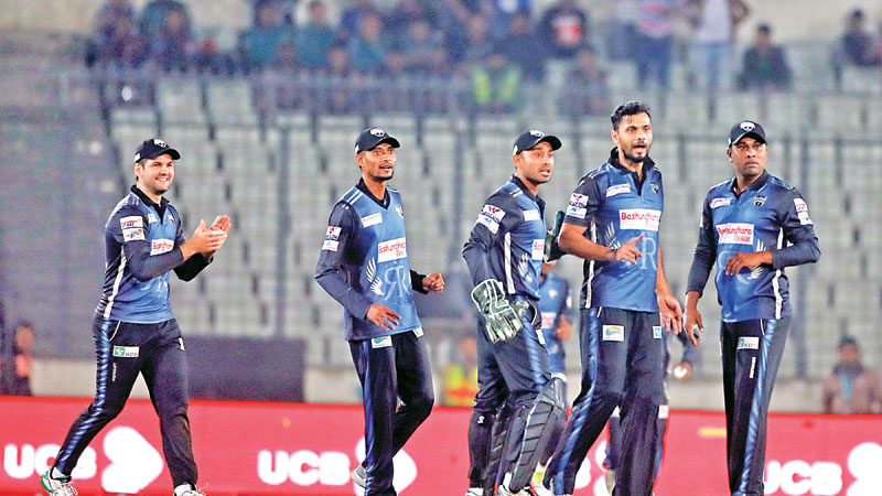 Mashrafe proves ‘old is gold’