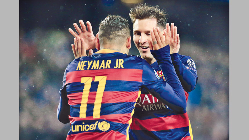 Barcelona pile more misery on Arsenal 
