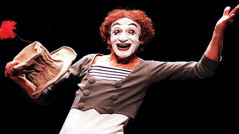 Mime artist Marcel Marceau�s 8th death anniversary today