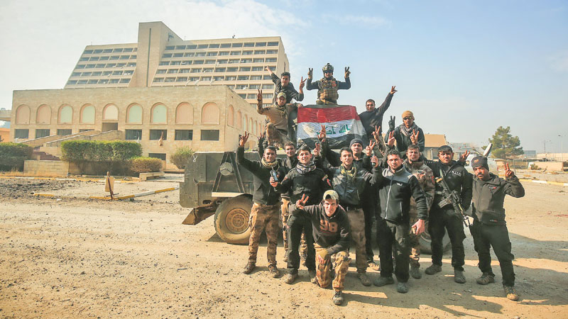 In Mosul battle, Iraq forces face fewer IS-planted bombs
