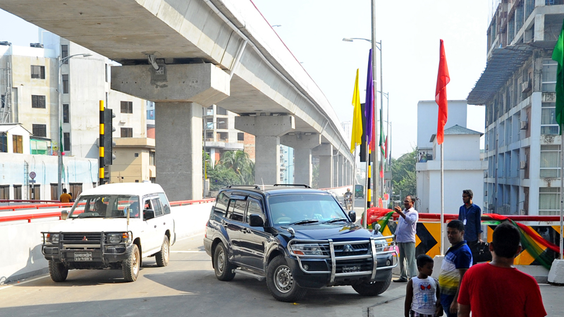 Mouchak-Moghbazar flyover opens to traffic 