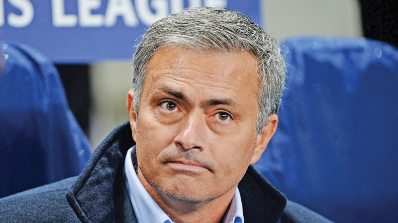Mourinho becomes Man United boss 