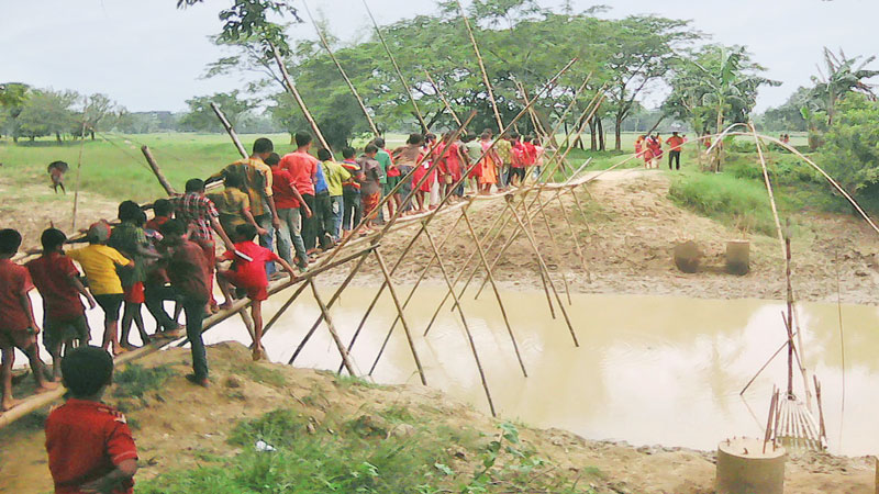 Bridge construction remains 
suspended for 13 years