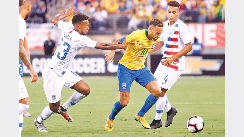 Neymar, Firmino on target