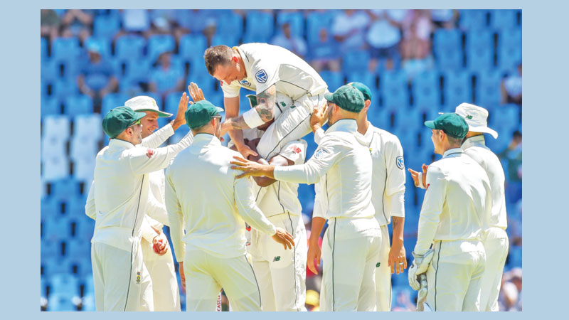 Olivier takes six wickets to overshadow Steyn record