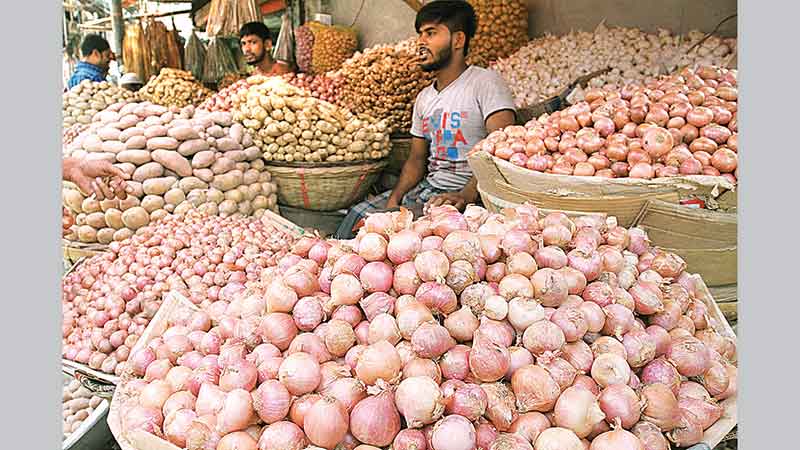Onion import by plane costs Tk 150 per kg: Minister