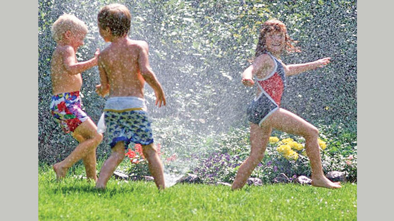 Outdoor play may foster little 
environmentalists
