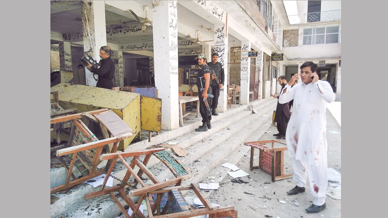 14 dead, dozens hurt in Pakistan court blast