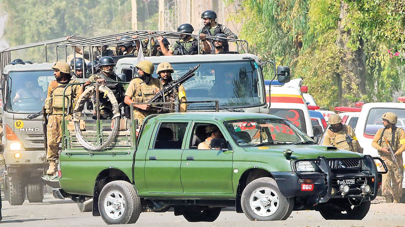 42 killed in attack in Pakistan military base