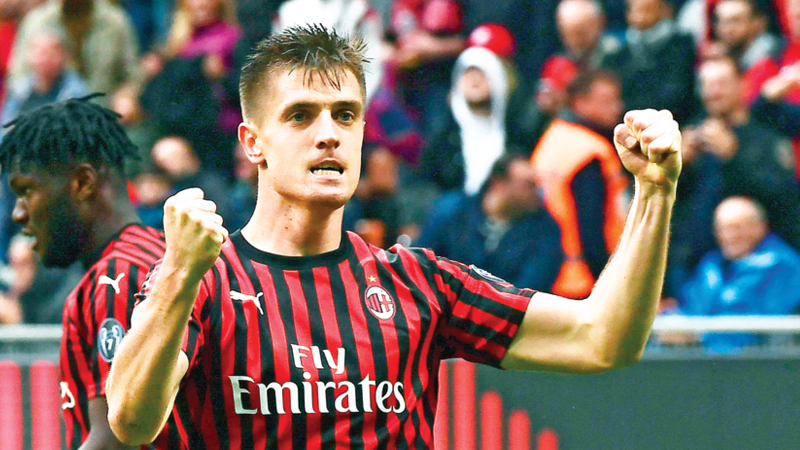 Piatek, Suso keep Milan’s CL hopes alive