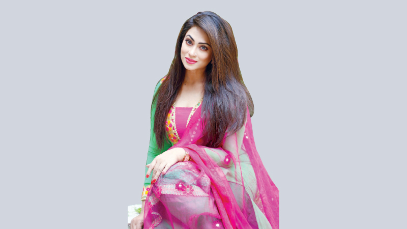 Popy complets work for debut web series