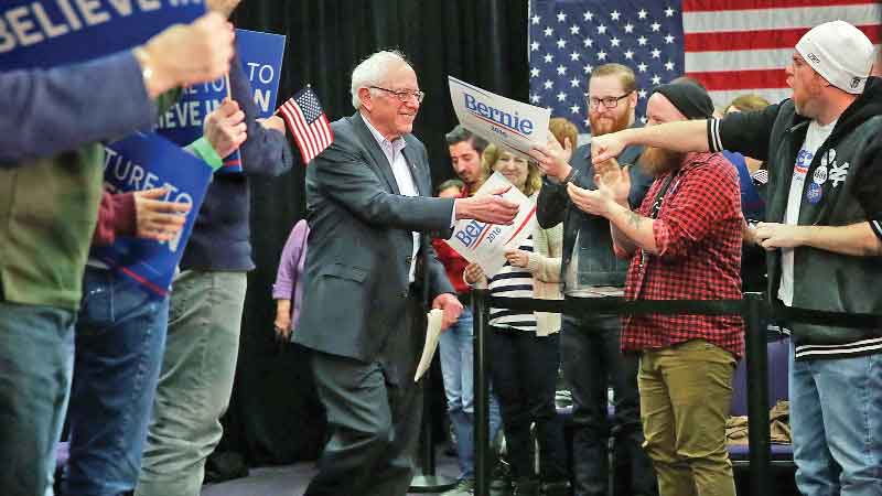 Presidential contenders offer closing arguments in Iowa