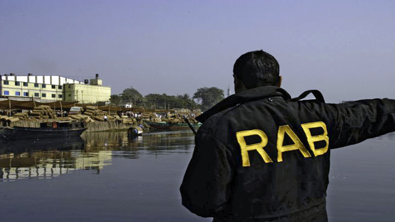 Low profile groups remain out of focus