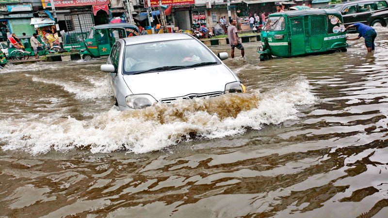 Rains cause flooding 
in many areas