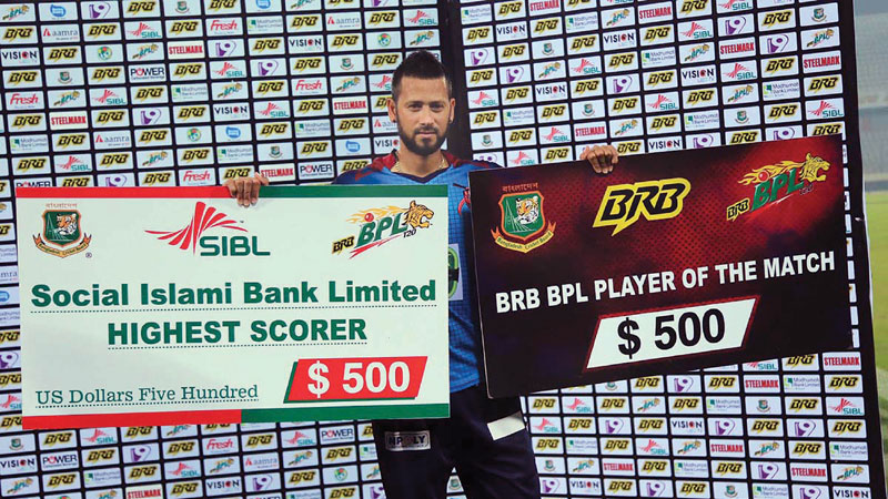 Incredible Emrit steers Barisal to victory