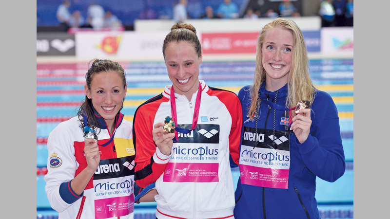 Pedersen defends 200m breaststroke title
