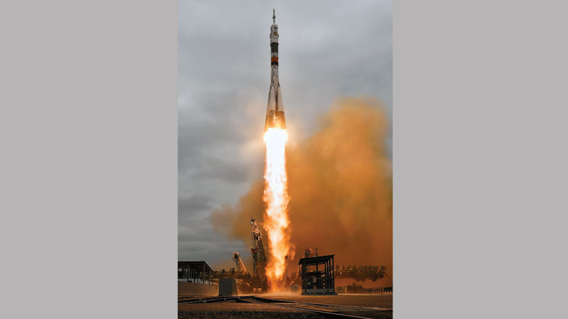 Two Russians, one American blast off to ISS