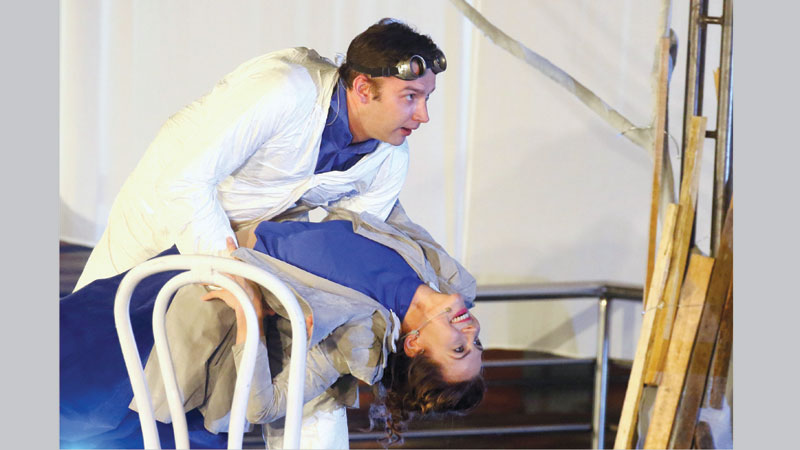 Russian Chekhov Studio mesmerise Dhakaties with their play