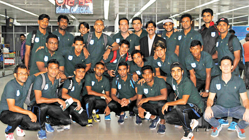 Natl football team off to China