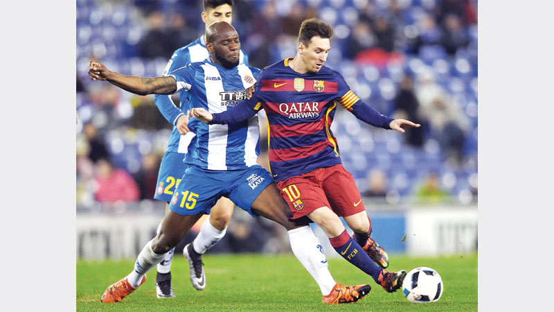 Barca cruise into Copa del Rey quarters 